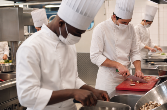 Techniques de production, hygiène alimentaire et organisation du poste de travail